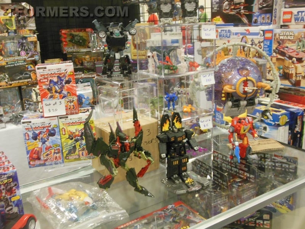 BotCon 2013   The Transformers Convention Dealer Room Image Gallery   OVER 500 Images  (478 of 582)